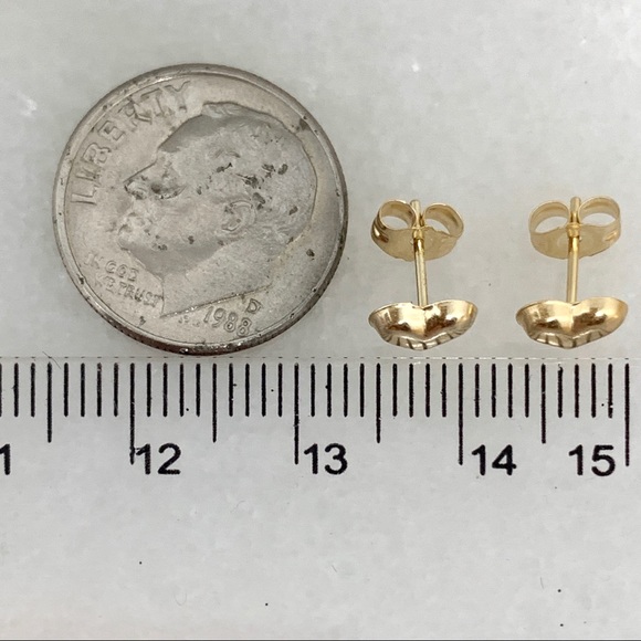 14K Yellow Gold Small Puffed Heart Earrings ❤️ - Picture 3 of 7